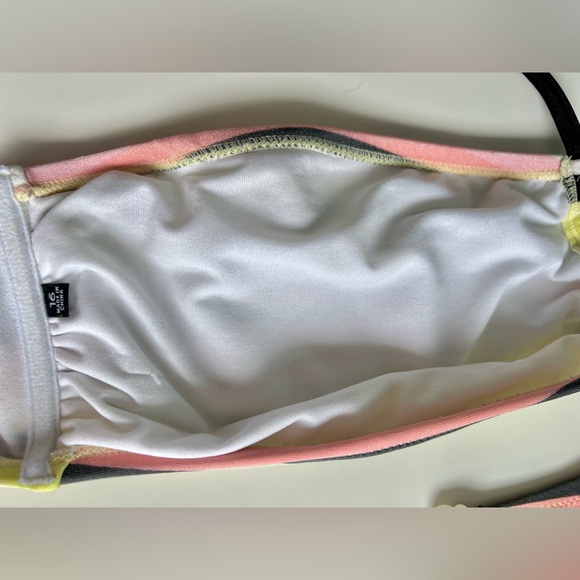 Roxy 2 Piece Multicoloured Bikini - Picture 5 of 11